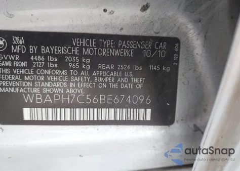 2011 BMW 328I z USA, uszkodzony, nr VIN WBAPH7C56BE674096